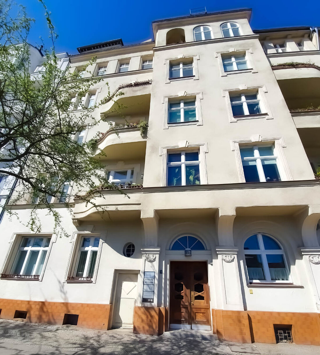 Praxisgebäude in einer Großstadt